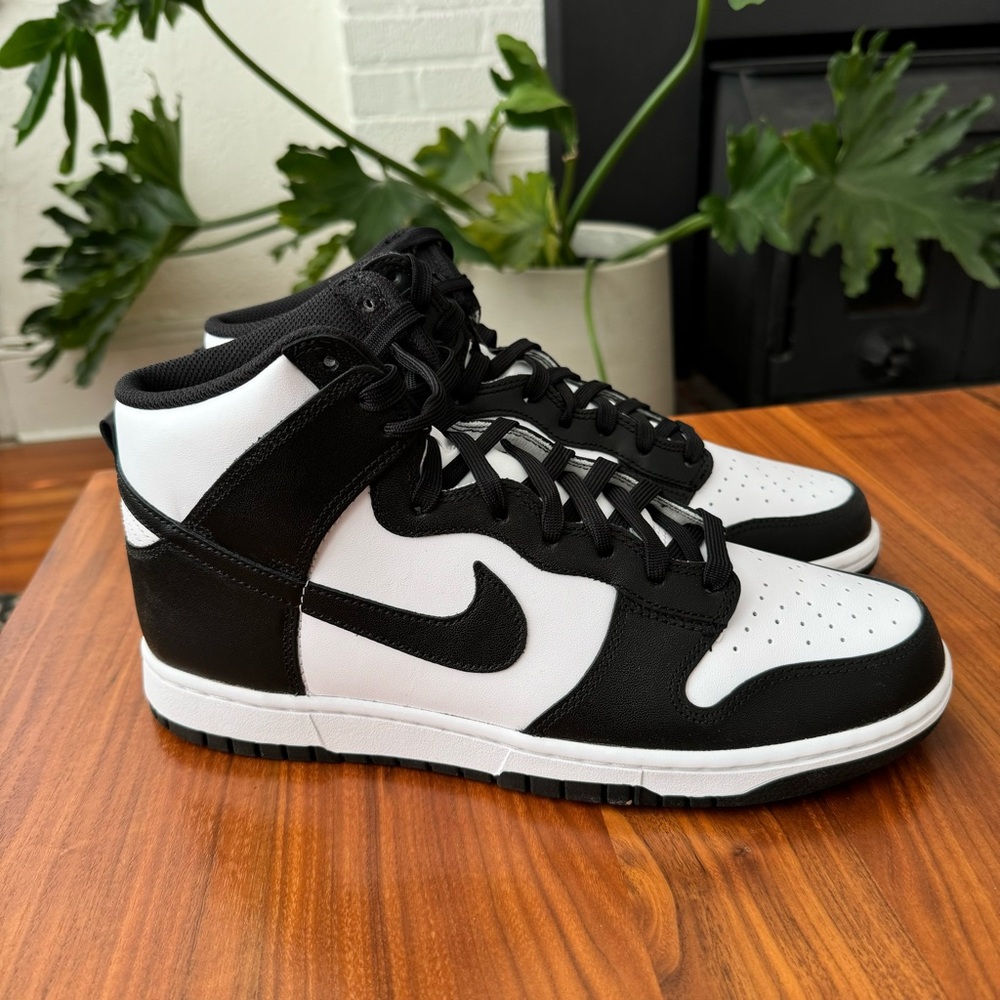 NWT Men’s Nike Dunk High Retro Panda